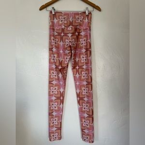 Goldsheep x Tone It Up geometric leggings. Size- Small